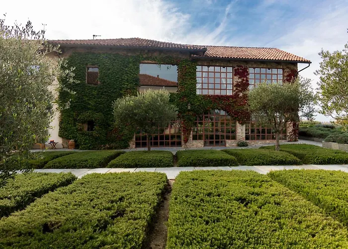 Relais Dei Poderi Einaudi